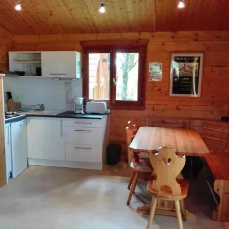 Zecamping 3 Pataugeoire Et Piscine Pet Friendly Et Soirees Animees Horská chata Saint-Cirq-Lapopie