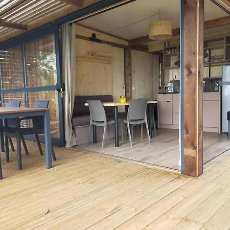 Zecamping 3 Pataugeoire Et Piscine Pet Friendly Et Soirees Animees * Saint-Cirq-Lapopie