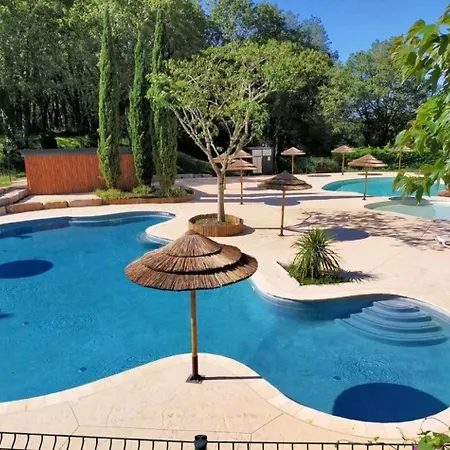 Zecamping 3 Pataugeoire Et Piscine Pet Friendly Et Soirees Animees Horská chata Saint-Cirq-Lapopie