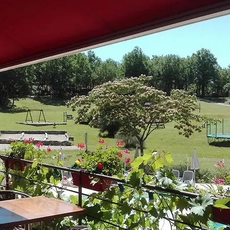 Zecamping 3 Pataugeoire Et Piscine Pet Friendly Et Soirees Animees Horská chata *
