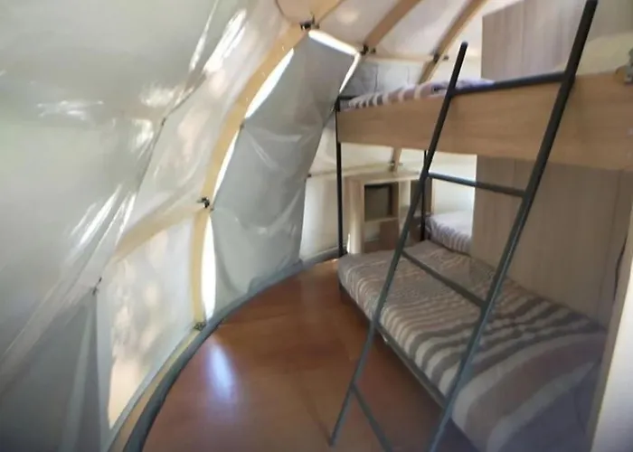 Zecamping 3 Pataugeoire Et Piscine Pet Friendly Et Soirees Animees Chalet *