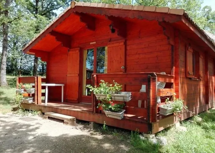 Zecamping 3 Pataugeoire Et Piscine Pet Friendly Et Soirees Animees Saint-Cirq-Lapopie