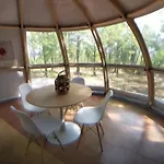Zecamping 3 Pataugeoire Et Piscine Pet Friendly Et Soirees Animees Chalé Saint-Cirq-Lapopie