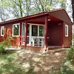 Chalé Zecamping 3 Pataugeoire Et Piscine Pet Friendly Et Soirees Animees Saint-Cirq-Lapopie