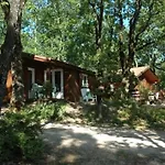 Zecamping 3 Pataugeoire Et Piscine Pet Friendly Et Soirees Animees * Saint-Cirq-Lapopie
