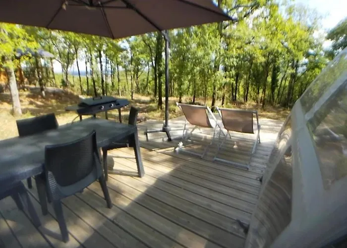 Zecamping 3 Pataugeoire Et Piscine Pet Friendly Et Soirees Animees Saint-Cirq-Lapopie