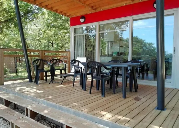 Zecamping 3 Pataugeoire Et Piscine Pet Friendly Et Soirees Animees Domek alpejski *